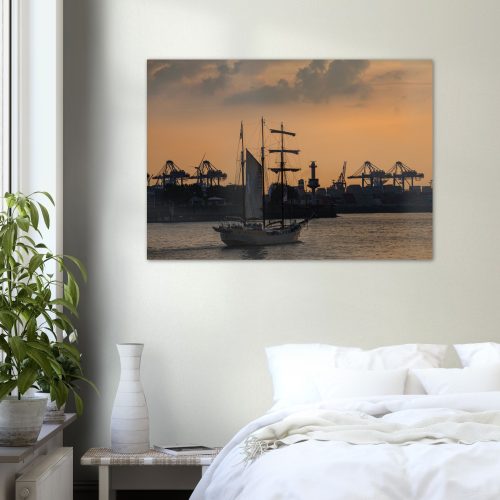 Hamburg Bilder für Dein Schlafzimmer - Segelschiff im Hamburger Hafen